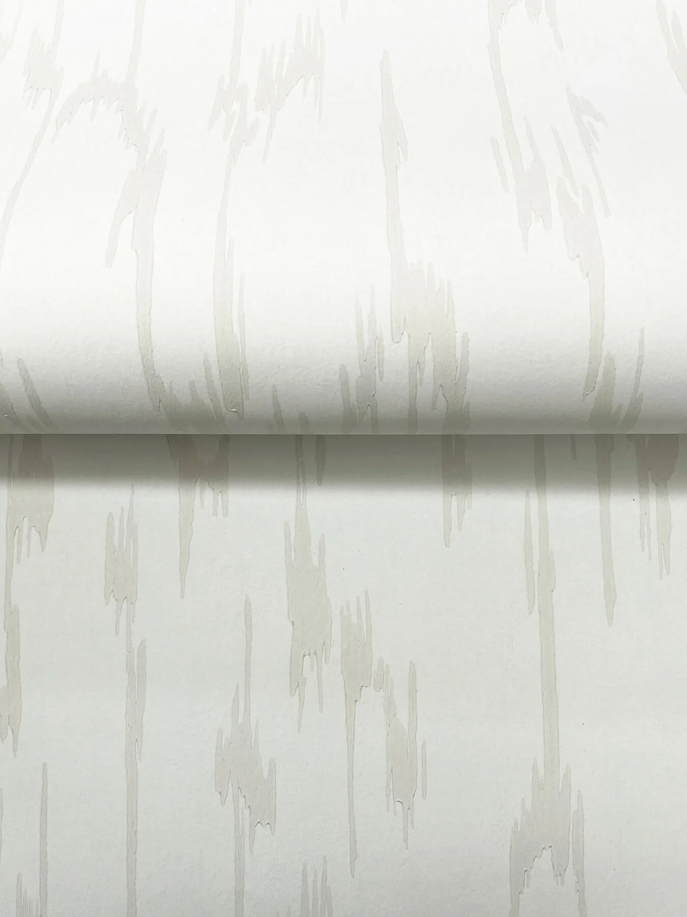 Candice Olson Decadence Flowing Wallpaper - White - Image 4