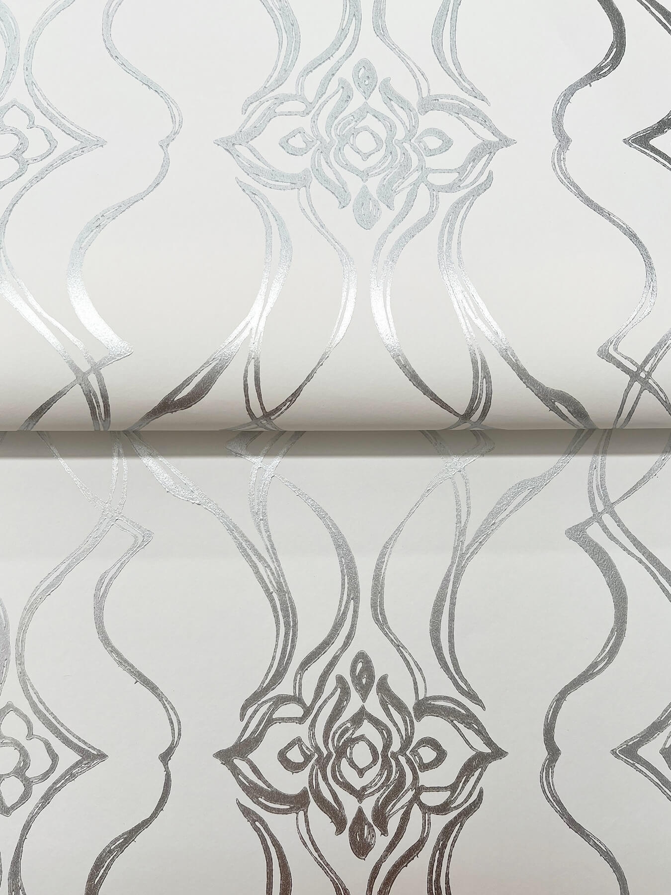 Candice Olson Decadence Pirouette Wallpaper - White & Silver - Image 4