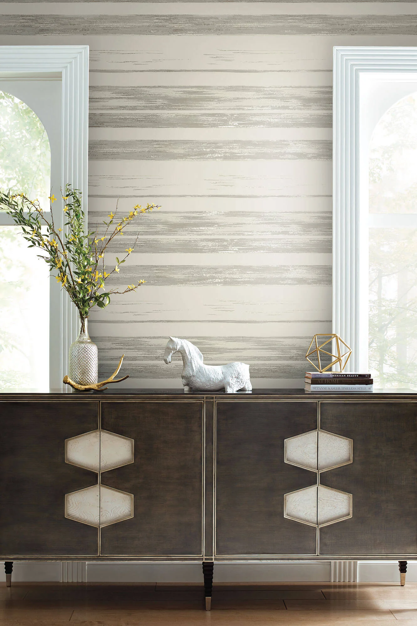 Ronald Redding 24 Karat Horizontal Dry Brush Wallpaper - White & Grey - Image 3