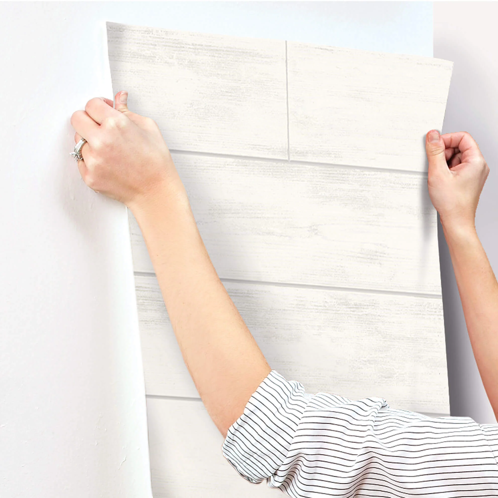 Magnolia Home Shiplap Wallpaper - Cool White - Image 5